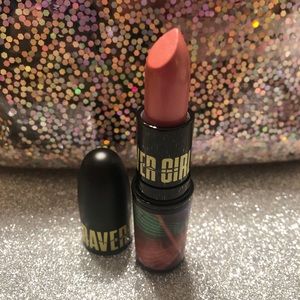 BNIB! LE! MAC Frost Lipstick Who Wants Kandi?